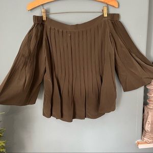 Tibi pleaded off the shoulder top sz 6